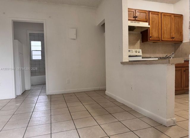 1601 NW 62nd Street 26, Miami, FL 33147