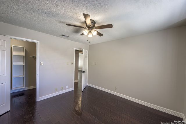 4212 Medical Dr Unit 1304, San Antonio, TX 78229