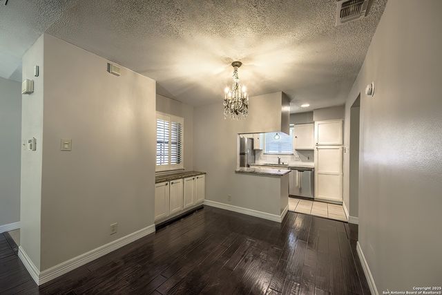 4212 Medical Dr Unit 1304, San Antonio, TX 78229