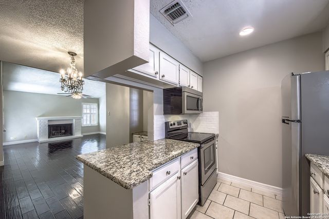 4212 Medical Dr Unit 1304, San Antonio, TX 78229