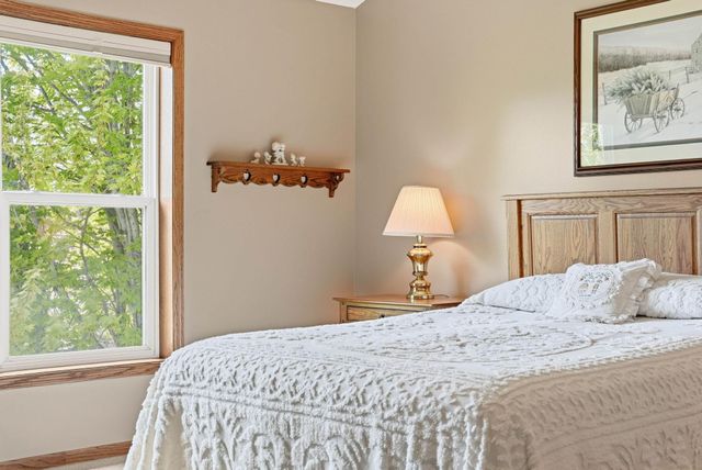 9936 Scott Avenue N, Brooklyn Park, MN 55443