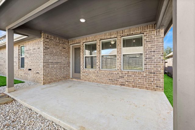 2939 Twin Cove Court, Conroe, TX 77301