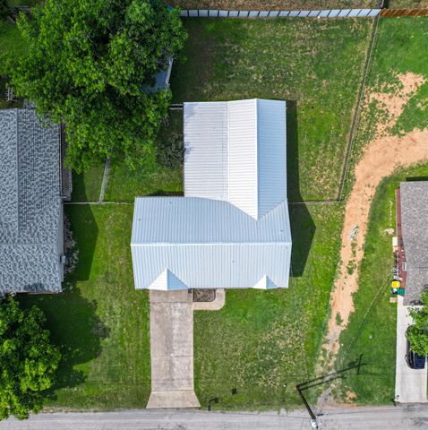 1207 Ash DR, Marble Falls, TX 78654