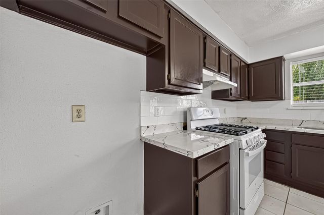 1606 Westfork Drive, Katy, TX 77449