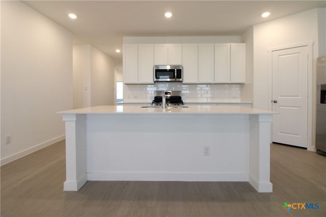 5128 McKittrick, Cibolo, TX 78108