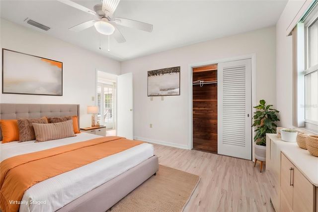 725 61ST STREET N, St Petersburg, FL 33710