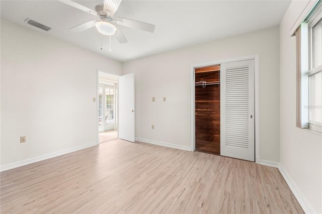 725 61ST STREET N, St Petersburg, FL 33710