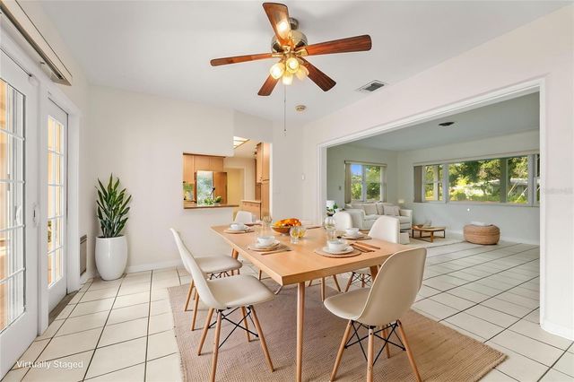 725 61ST STREET N, St Petersburg, FL 33710