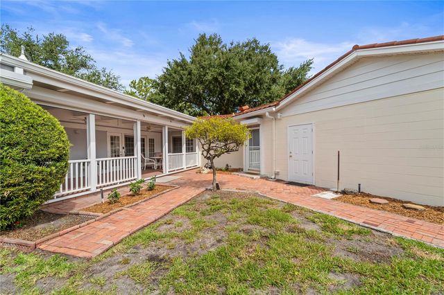 725 61ST STREET N, St Petersburg, FL 33710
