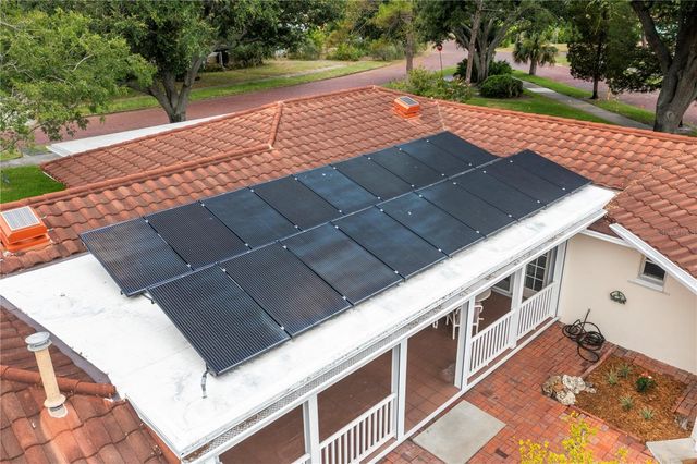 725 61ST STREET N, St Petersburg, FL 33710