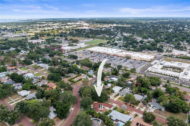 725 61ST STREET N, St Petersburg, FL 33710