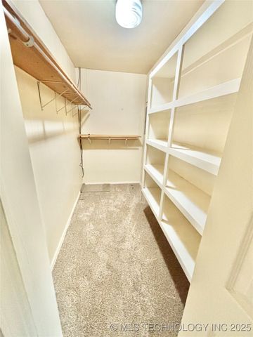 106 E Elk Road, Whitefield, OK 74472