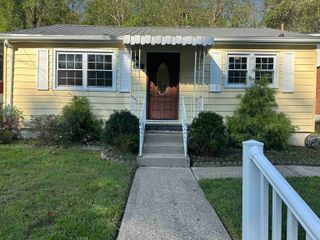1777 Arlington Blvd, Huntington, WV 25705