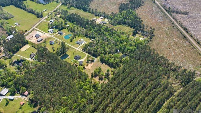 19779 Craig Mack Rd, Walker, LA 70785
