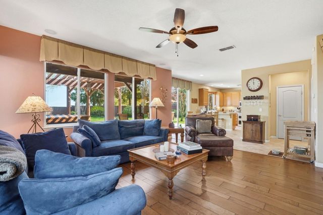 881 Tulare Drive, Tracy, CA 95304