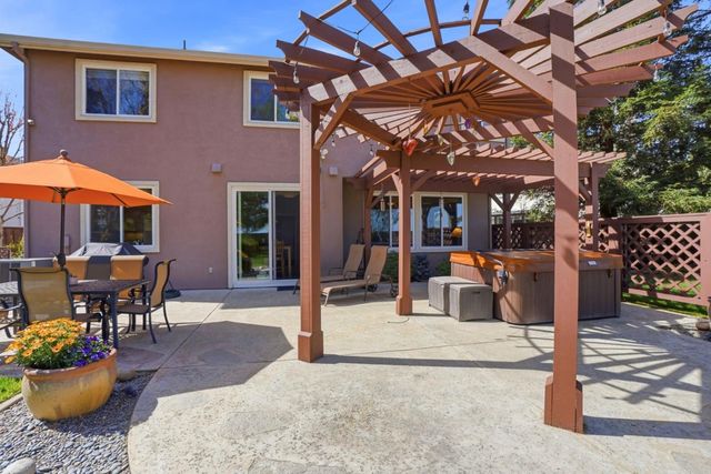 881 Tulare Drive, Tracy, CA 95304