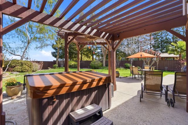 881 Tulare Drive, Tracy, CA 95304