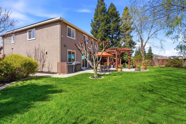 881 Tulare Drive, Tracy, CA 95304