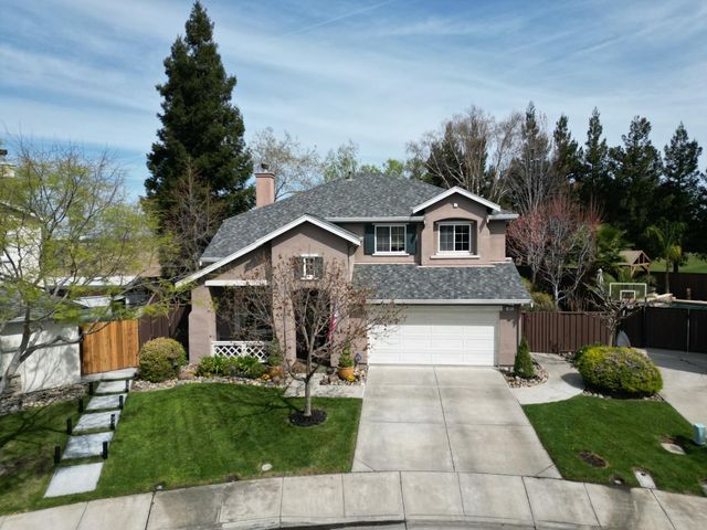 881 Tulare Drive, Tracy, CA 95304