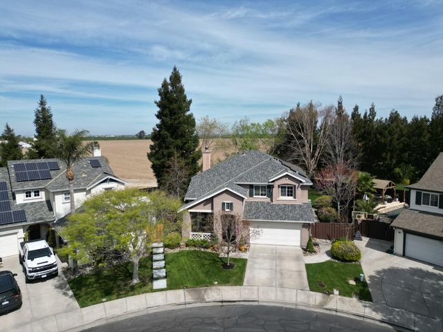 881 Tulare Drive, Tracy, CA 95304