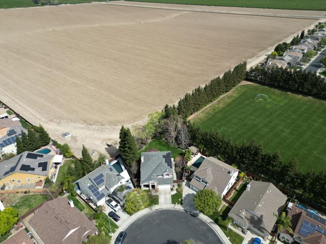 881 Tulare Drive, Tracy, CA 95304