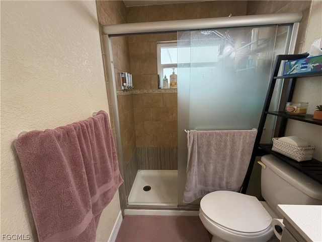 7430 Pine DR, Fort Myers, FL 33967