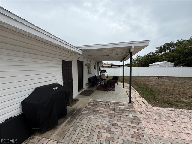 7430 Pine DR, Fort Myers, FL 33967