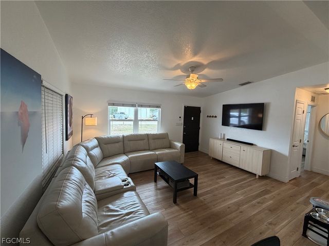 7430 Pine DR, Fort Myers, FL 33967