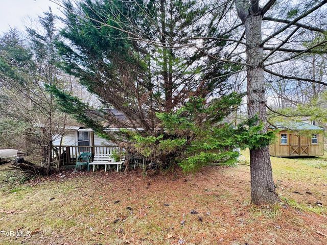 308 Northwest 7th Street, Coeburn, VA 24230