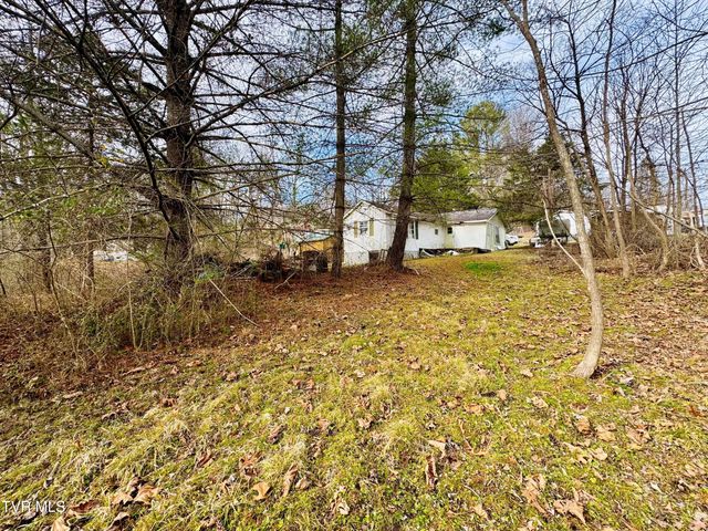 308 Northwest 7th Street, Coeburn, VA 24230