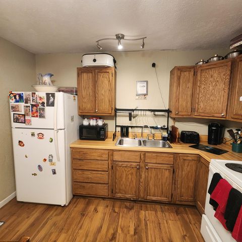 28 Skyline Drive, Cherokee Village, AR 72529