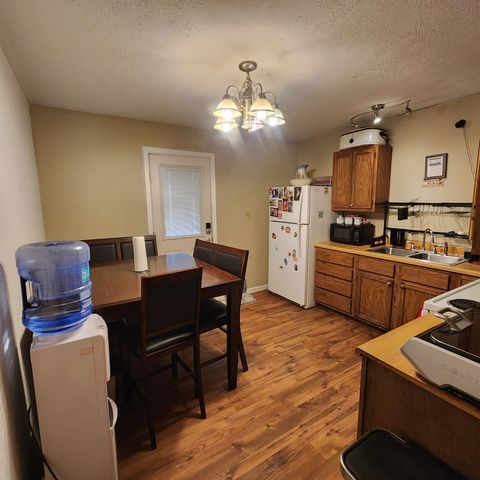 28 Skyline Drive, Cherokee Village, AR 72529