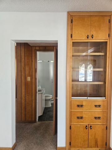 115 6th St. SW, Oelwein, IA 50662