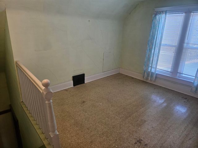 115 6th St. SW, Oelwein, IA 50662