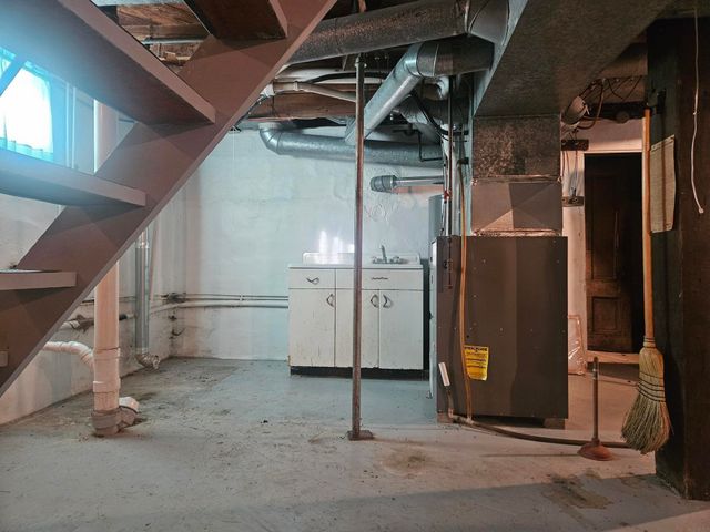 115 6th St. SW, Oelwein, IA 50662