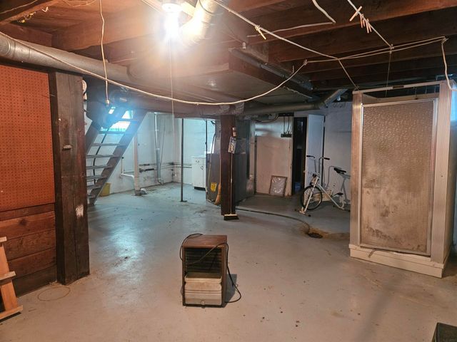 115 6th St. SW, Oelwein, IA 50662