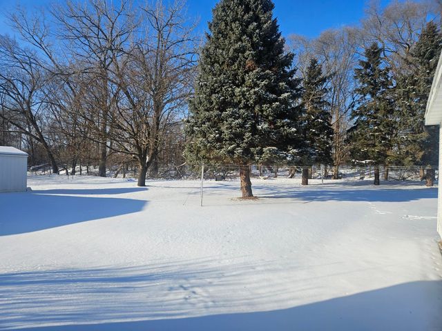 115 6th St. SW, Oelwein, IA 50662