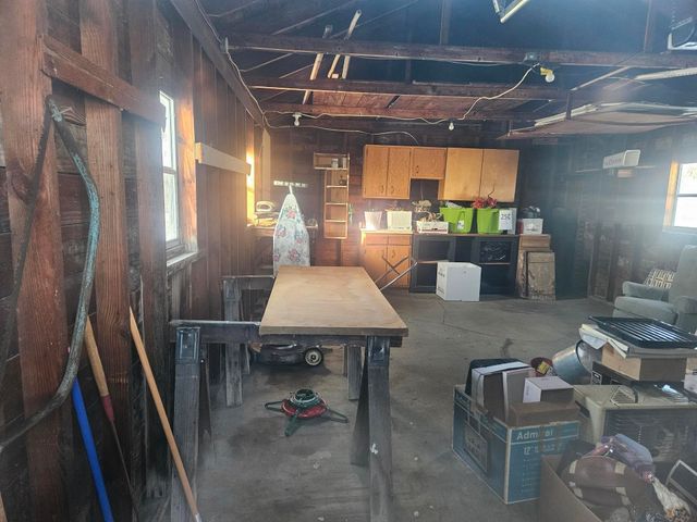 115 6th St. SW, Oelwein, IA 50662