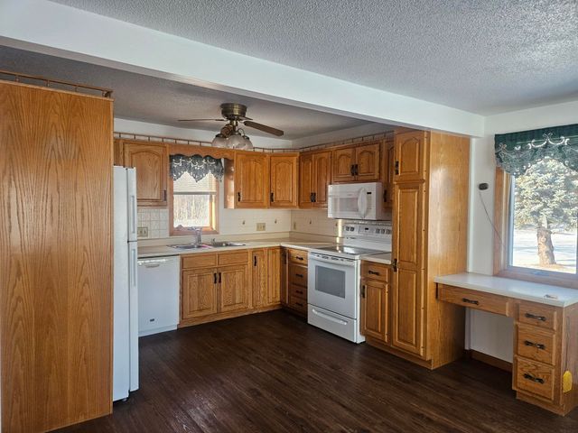 115 6th St. SW, Oelwein, IA 50662