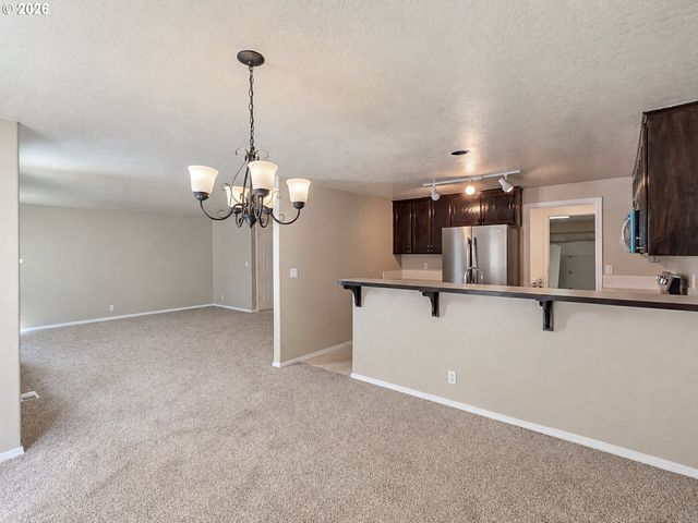 2932 Se ROSESPRING Dr, Hillsboro, OR 97123