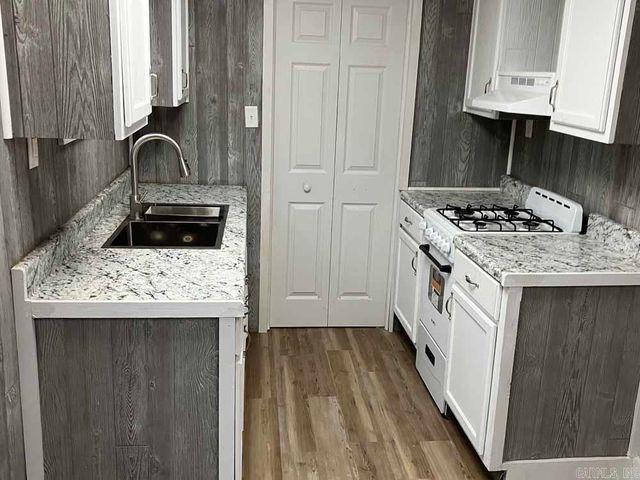7908 and 7912 Sorrells Road, Pine Bluff, AR 71603