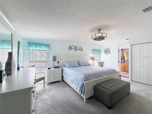 111 MARK AVENUE, Lady Lake, FL 32159