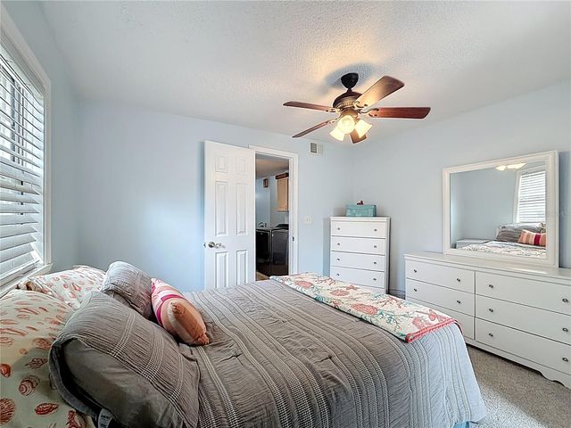 111 MARK AVENUE, Lady Lake, FL 32159