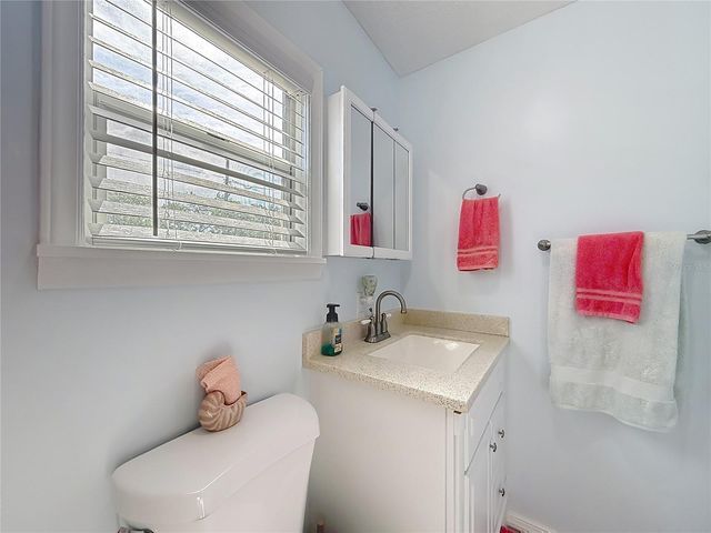 111 MARK AVENUE, Lady Lake, FL 32159