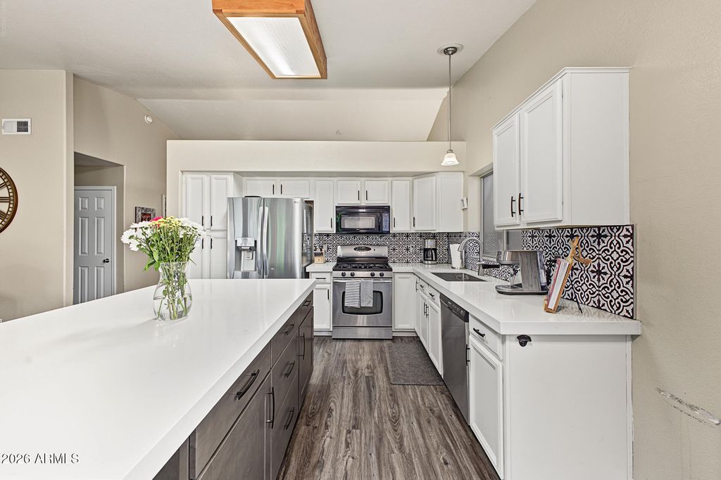 9186 W SAINT JOHN Road, Peoria, AZ 85382 — photo 3