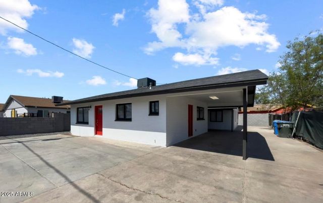 2236 E Roosevelt Street, Phoenix, AZ 85006