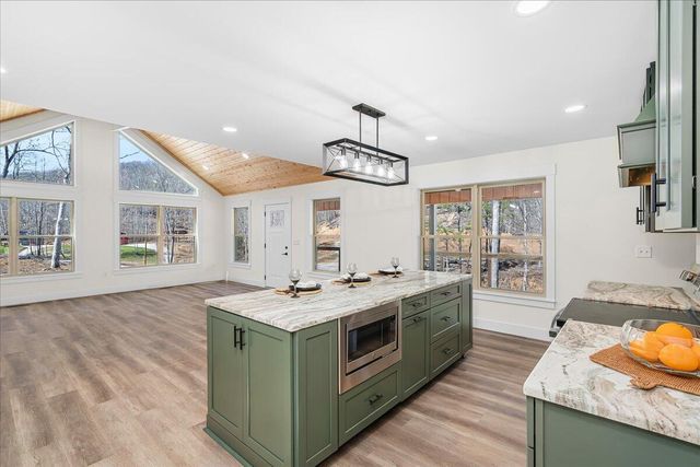 4 Barkers Branch Road, Stanton, KY 40380