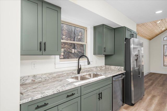 4 Barkers Branch Road, Stanton, KY 40380