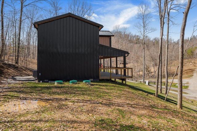 4 Barkers Branch Road, Stanton, KY 40380