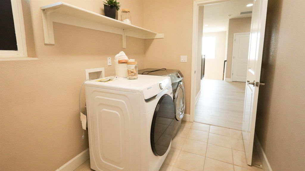 Image 13 of property listing at 967 967 Dainty Ave, Brentwood, CA 94513